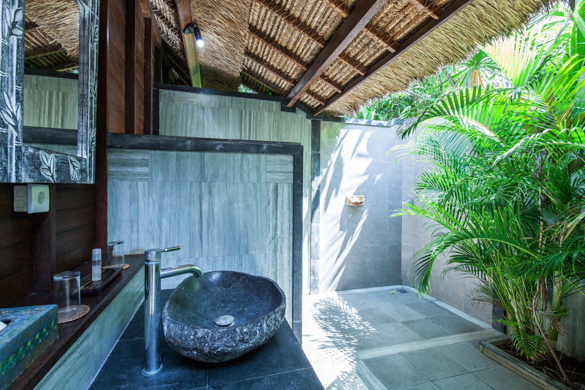 The Nichos Bungalows And Villas Nusa Lembongan Εξωτερικό φωτογραφία